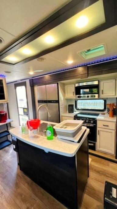 Apartamento Luxury Glamping Near Idaho Event Center In Nampa Exterior foto