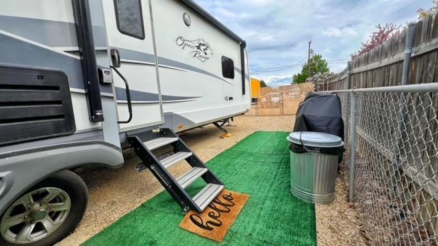 Apartamento Luxury Glamping Near Idaho Event Center In Nampa Exterior foto